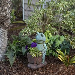 Alpine Corporation 15" Tall Indoor/Outdoor Frog Pushing Wagon Planter Statue Decoration, Green